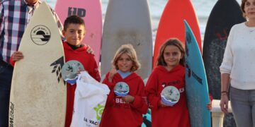 La duocémina edición del surfito bahía de Mazarrón se ha celebrado este fin de semana