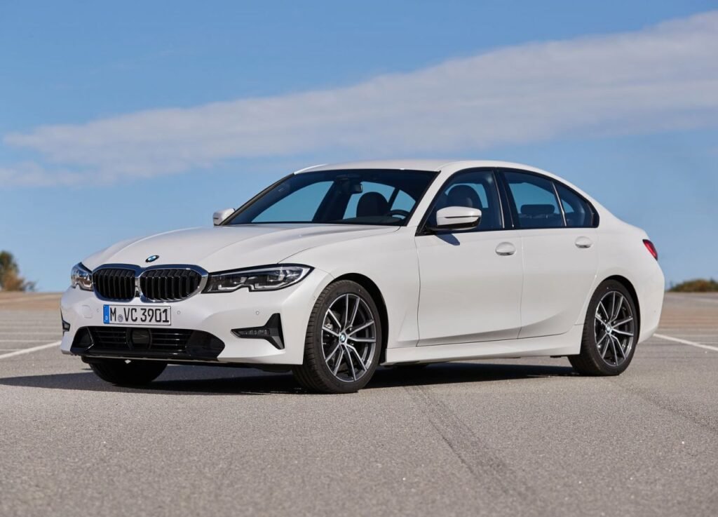 BMW-320d-Sport-Line-2019-motorpoint05